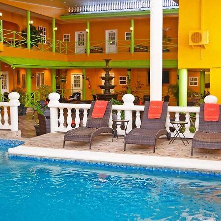Beverly'S Oasis Suites Scarborough Extérieur photo